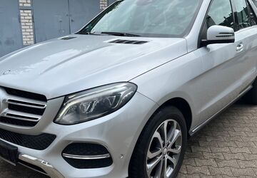 Mercedes-Benz GLE 350 108.702 km 27.490 &euro; Düsseldorf 40229