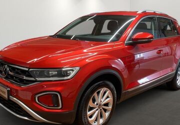 VW T-Roc 29.274 km 20.330 &euro; Düsseldorf 40233