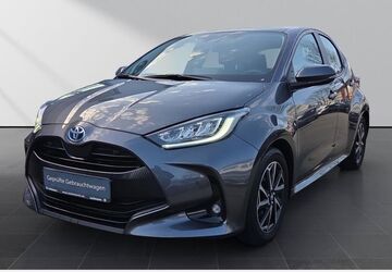 Toyota Yaris 53.614 km 18.990 &euro; Solingen 42719