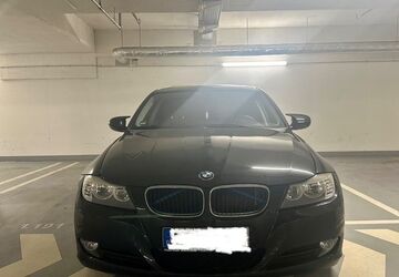 BMW 320 95.000 km 10.299 &euro; Neuss 41464