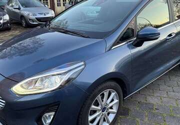 Ford Fiesta 113.000 km 9.999 &euro; Neuss 41462