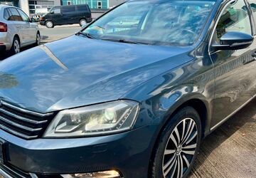 VW Passat 215.000 km 7.750 &euro; Wuppertal 42277