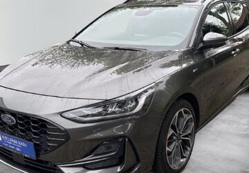 Ford Focus 32.023 km 17.480 &euro; Düsseldorf 40472