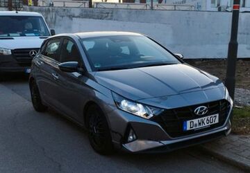 Hyundai i20 60.300 km 11.500 &euro; Düsseldorf 40231