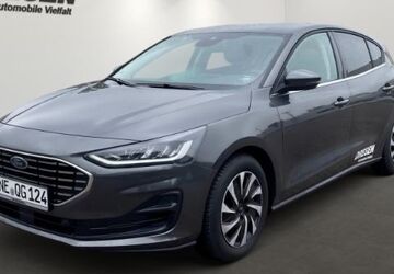 Ford Focus 7.880 km 28.850 &euro; Neuss 41464
