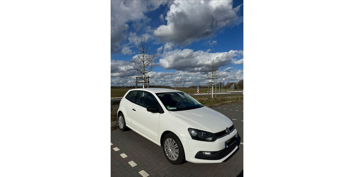 VW Polo 80.900 km 6.999 &euro; Düsseldorf 40211