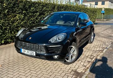 Porsche Macan 127.903 km 29.900 &euro; Leverkusen 51381