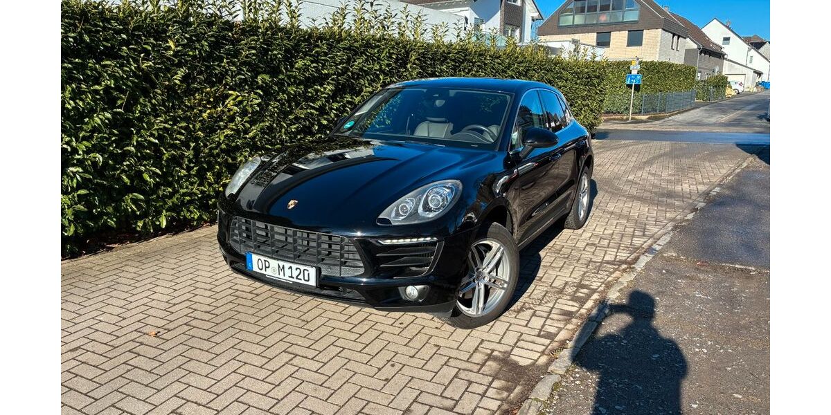 Porsche Macan 127.903 km 29.900 &euro; Leverkusen 51381