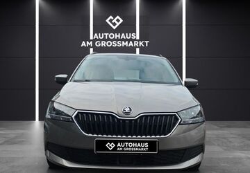 Skoda Fabia 93.400 km 12.290 &euro; Duisburg 47059