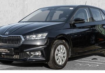 Skoda Fabia 10.122 km 16.930 &euro; Düsseldorf 40474