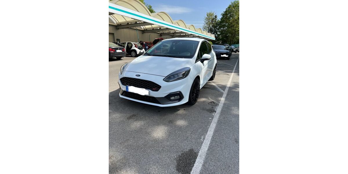 Ford Fiesta 75.000 km 17.900 &euro; Wuppertal 42289