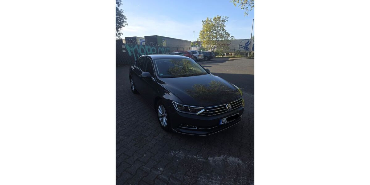 VW Passat 145.000 km 19.300 &euro; Düsseldorf 40225