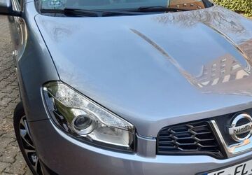 Nissan Qashqai 56.000 km 9.900 &euro; Neuss 41469