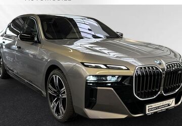 BMW M760 31.970 km 103.900 &euro; Moers 47441
