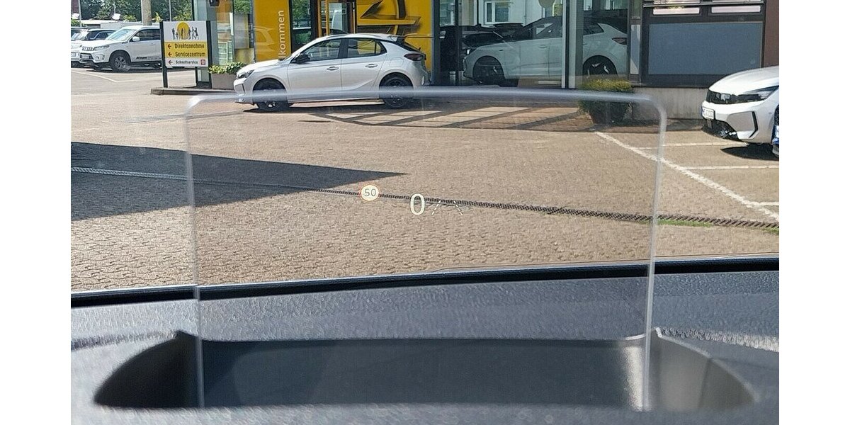 Opel Combo Life - e Ultimate 4.500 km 28.290 &euro; HAAN 42781