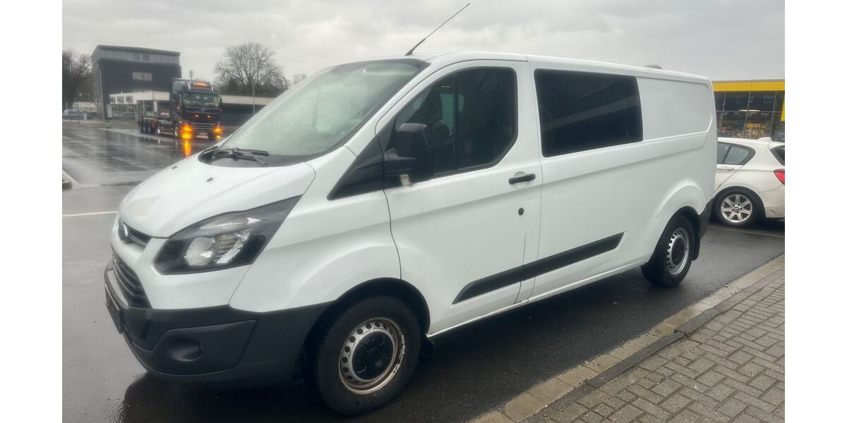 Ford Transit Custom 219.000 km 11.880 &euro; Duisburg 47138
