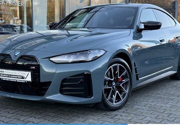 BMW i4 25.077 km 55.940 &euro; Mülheim 45472