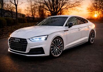 Audi A5 121.500 km 24.490 &euro; Düsseldorf 40549