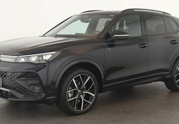 VW Tiguan 10.500 km 48.284 &euro; Düsseldorf 40233