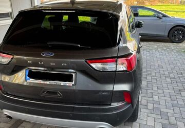 Ford Kuga 47.800 km 20.900 &euro; Krefeld 47802