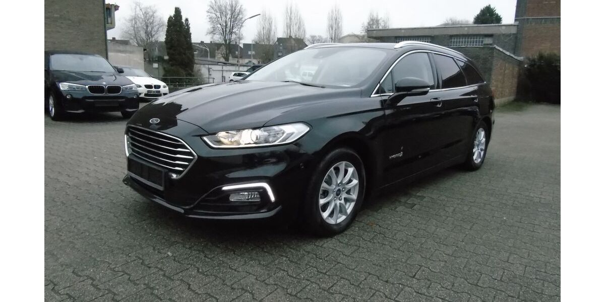 Ford Mondeo 113.240 km 12.980 &euro; Düsseldorf 40597