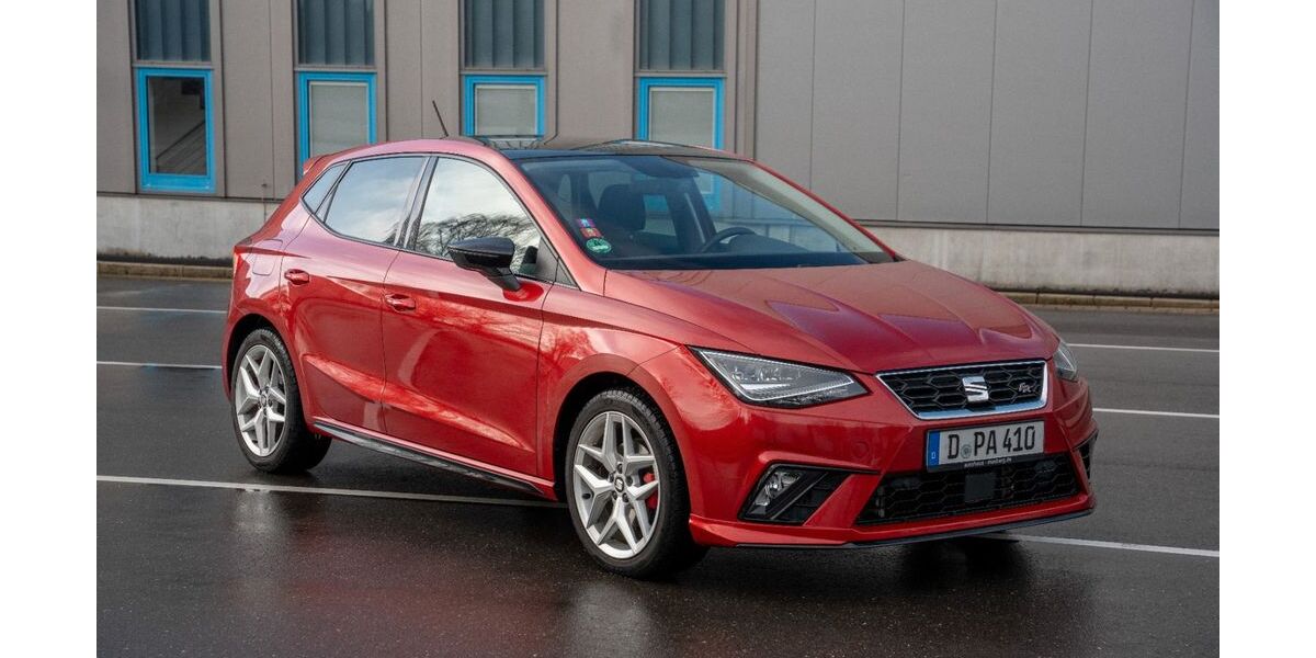 Seat Ibiza 98.900 km 13.990 &euro; Düsseldorf 40223