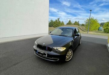 BMW 118 384.000 km 2.000 &euro; Moers 47441