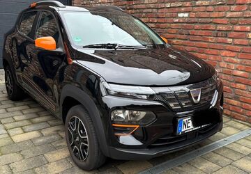 Dacia Spring 37.000 km 11.500 &euro; Neuss 41470
