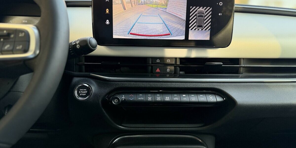 Fiat 600 Hybrid La Prima / KeylessGO / Kamera 26.000 km 18.900 &euro; Mönchengladbach 41066