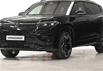 VW Tayron 2.500 km 62.880 &euro; Solingen 42651