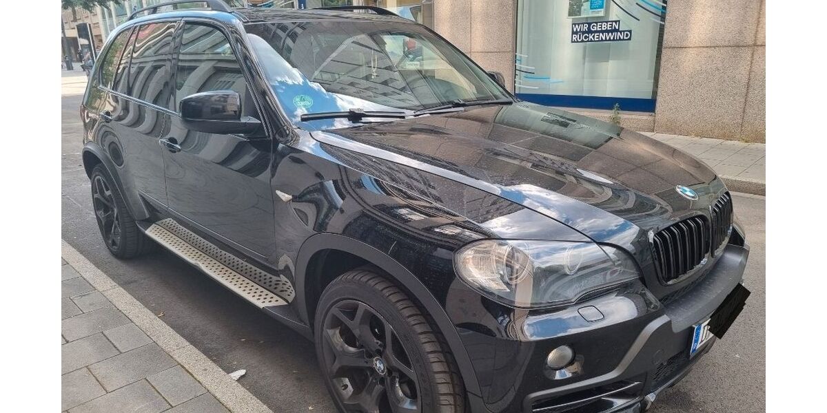 BMW X5 370.000 km 8.999 &euro; Düsseldorf 40231