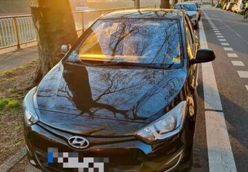 Hyundai i20 154.535 km 3.999 &euro; Duisburg 47119