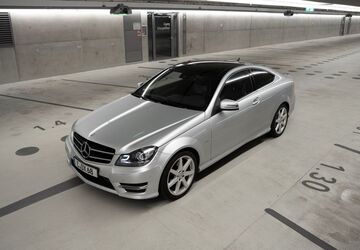 Mercedes-Benz C 220 132.000 km 16.500 &euro; Düsseldorf 40572