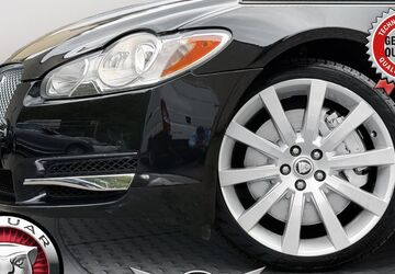 Jaguar XF 158.211 km 9.990 &euro; Düsseldorf 40625