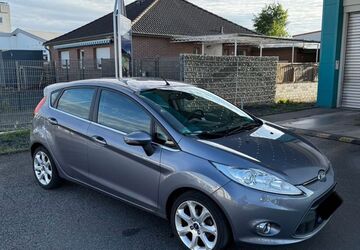 Ford Fiesta 114.000 km 6.000 &euro; Grevenbroich 41515