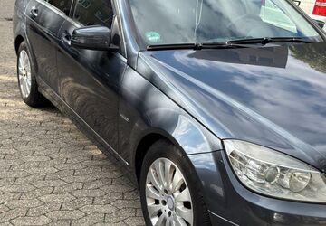 Mercedes-Benz C 220 192.649 km 5.900 &euro; Düsseldorf 40589