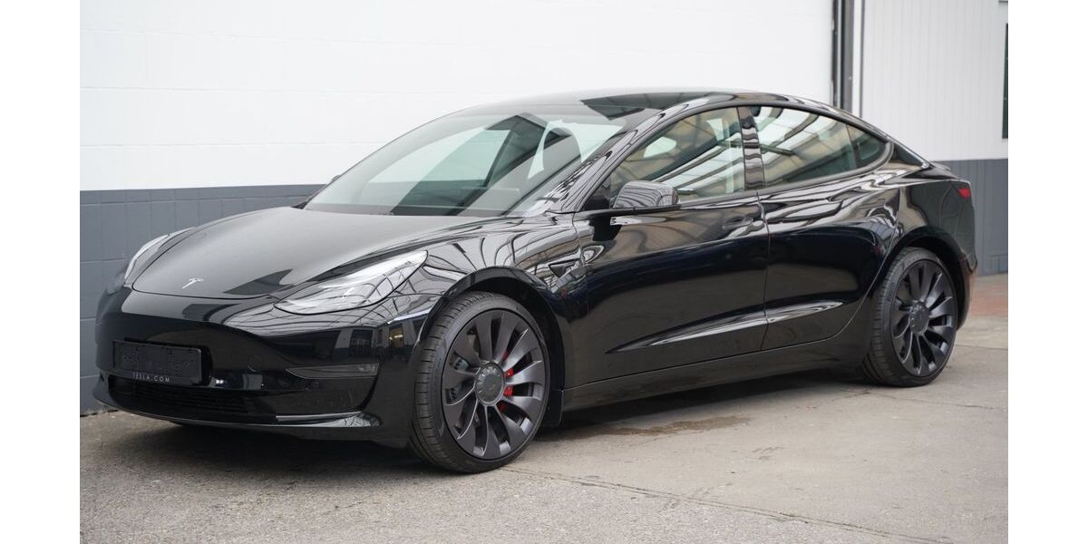 Tesla Model 3 79.331 km 28.950 &euro; Mönchengladbach 41236