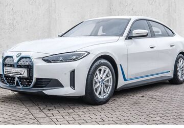 BMW i4 43.000 km 34.870 &euro; Velbert 42553