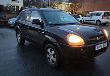 Hyundai TUCSON 231.500 km 2.450 &euro; Wuppertal 42279