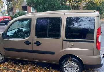 Fiat Doblo 162.417 km 3.499 &euro; Düsseldorf 40599