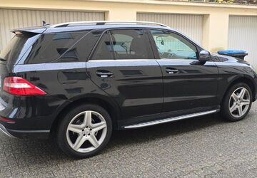 Mercedes-Benz ML 350 215.000 km 20.600 &euro; Wuppertal 42119