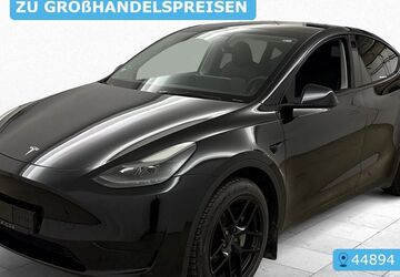Tesla Model Y 56.075 km 29.290 &euro; Krefeld 47829