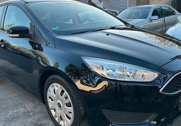 Ford Focus 110.000 km 5.950 &euro; Dormagen 41539