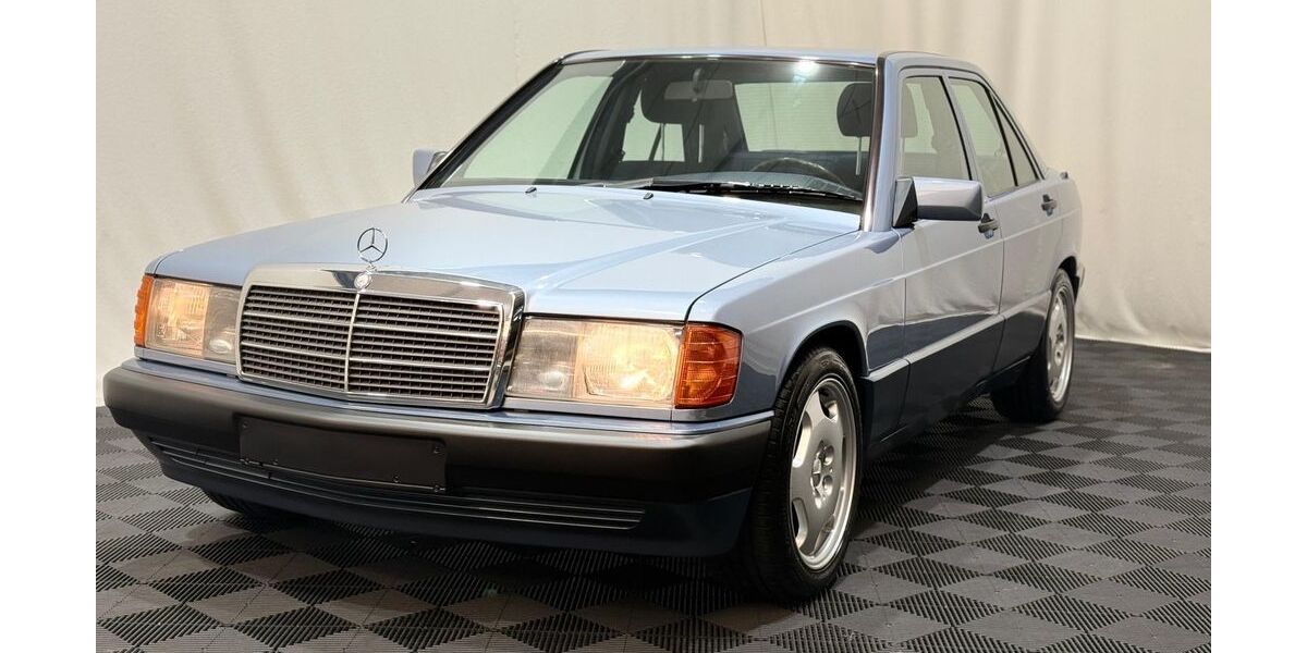 Mercedes-Benz 190 108.000 km 10.900 &euro; Solingen 42657