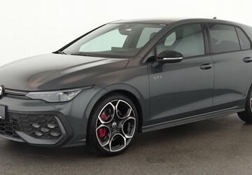 VW Golf 18.200 km 37.684 &euro; Düsseldorf 40233