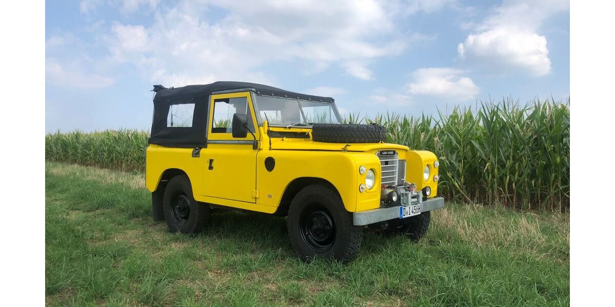 Land Rover Defender 98.700 km 21.890 &euro; Düsseldorf 40591