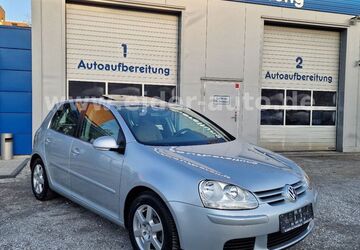 VW Golf 86.183 km 5.555 &euro; Düsseldorf 40589