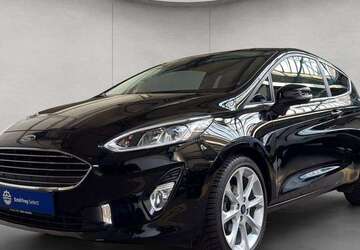 Ford Fiesta 81.565 km 9.890 &euro; Düsseldorf 40233