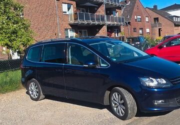 VW Sharan 299.500 km 11.900 &euro; Glehn 41352