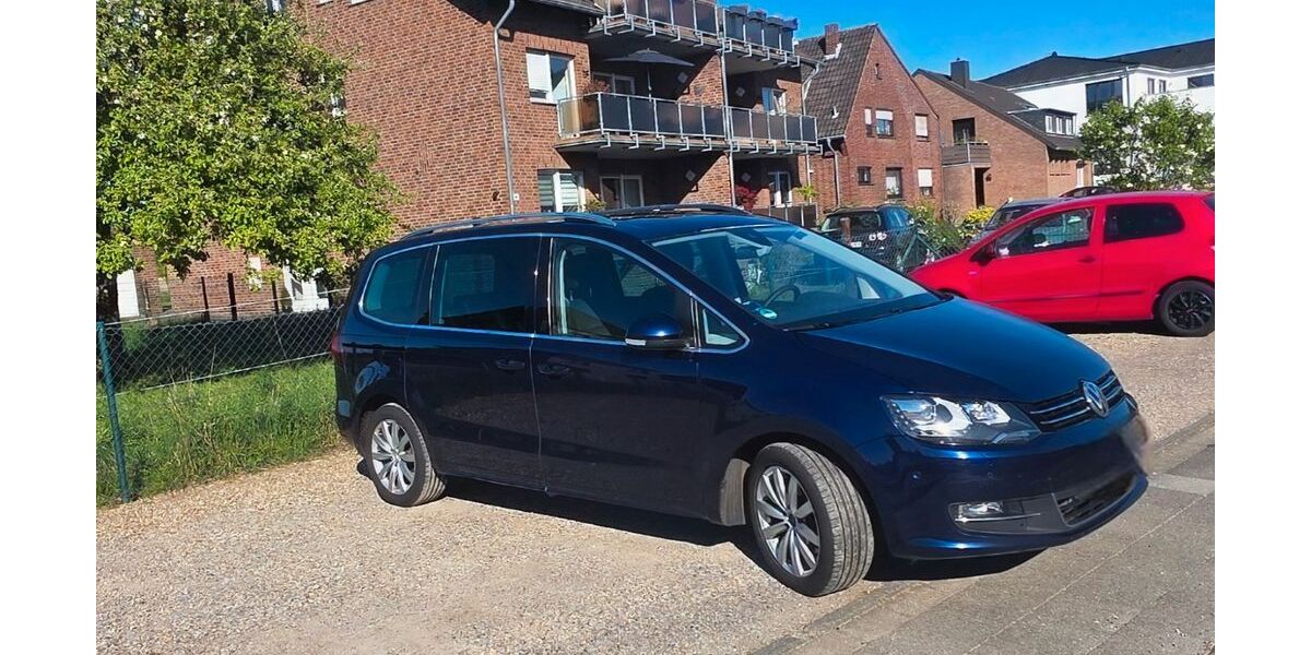 VW Sharan 299.500 km 11.900 &euro; Glehn 41352